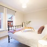 Ormeau Park Home - Perfect For A City Break!